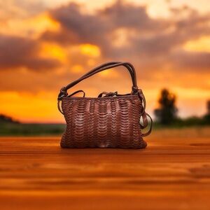 Ashwood Genuine Leather Crossbody/Shoulder bag